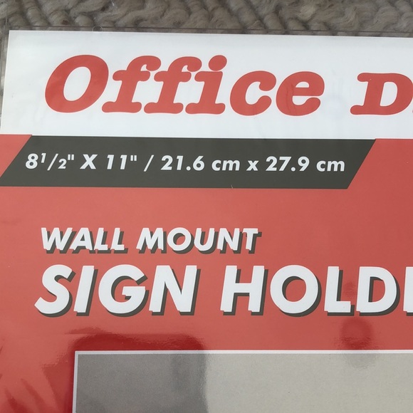 NWT 2 lucite wall mount sign holders - Picture 4 of 8